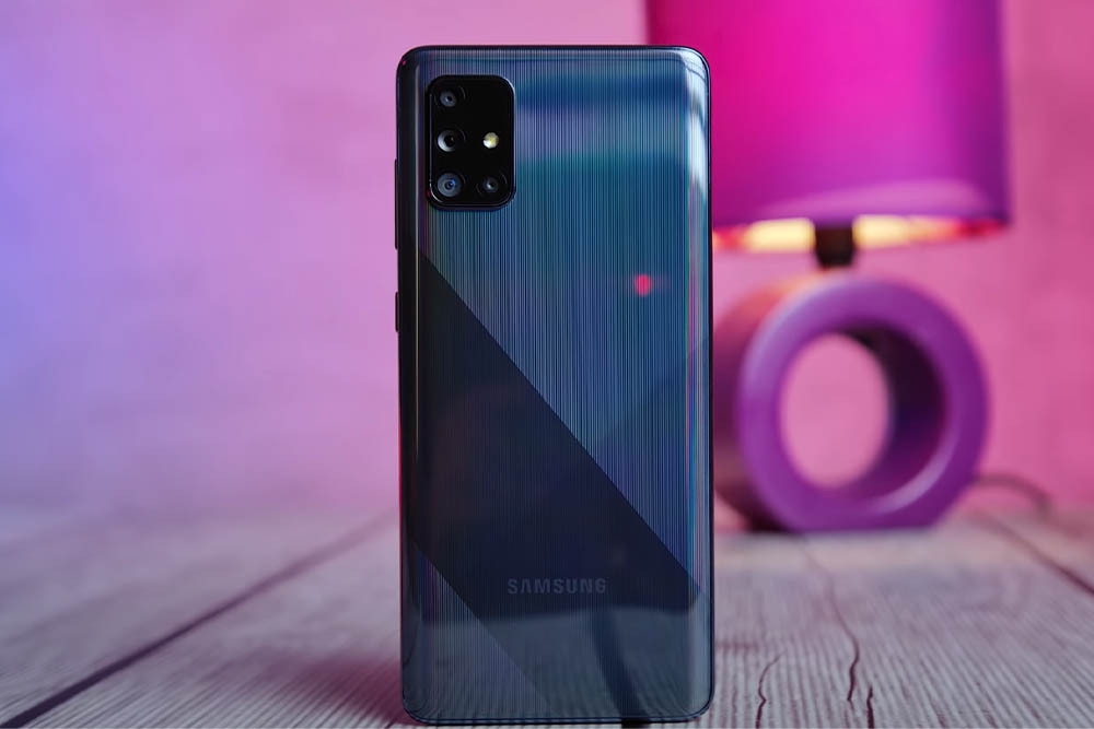 Poređenje Samsung A71 i A70 2 Poređenje Samsung A71 i A70